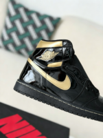 Jordan Air Jordan 1 High OG Basketball Shoes - Image 5