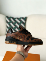 LOUIS VUITTON TRAINER GRAINED LEATHER SNEAKERS - Image 6
