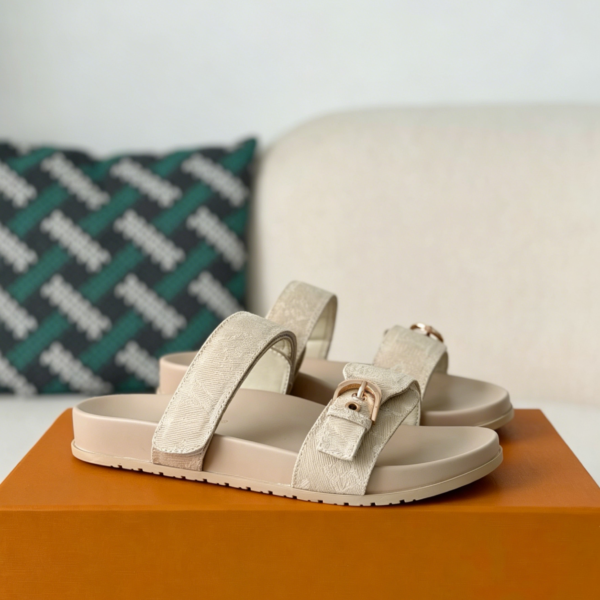 Louis Vuitton New Women's Sandals