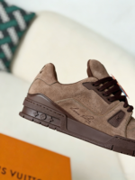 LOUIS VUITTON TRAINER DISTRESSED SNEAKERS - Image 9