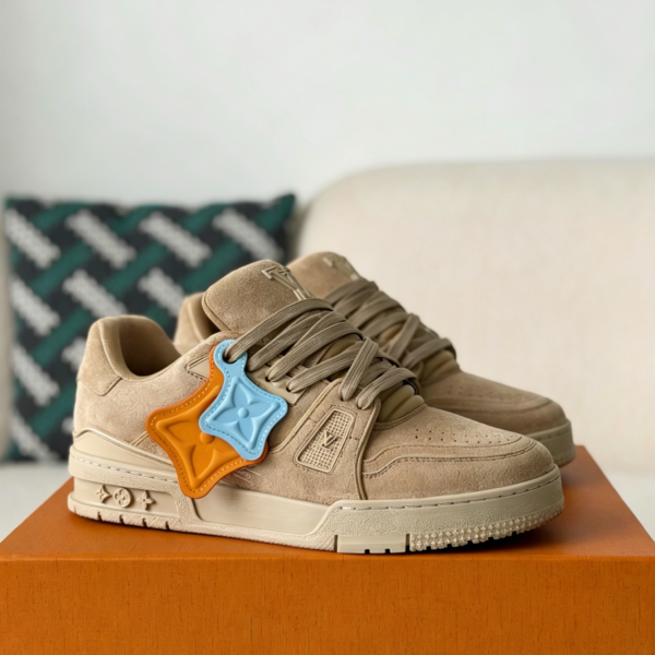 LOUIS VUITTON TRAINER DISTRESSED SNEAKERS