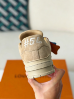 LOUIS VUITTON TRAINER DISTRESSED SNEAKERS - Image 7