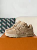 LOUIS VUITTON TRAINER DISTRESSED SNEAKERS - Image 2