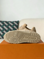 LOUIS VUITTON TRAINER DISTRESSED SNEAKERS - Image 5