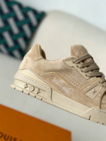 LOUIS VUITTON TRAINER DISTRESSED SNEAKERS - Image 10
