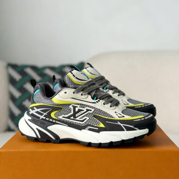 LOUIS VUITTON RUNNER TATIC SNEAKERS