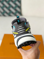 LOUIS VUITTON RUNNER TATIC SNEAKERS - Image 7