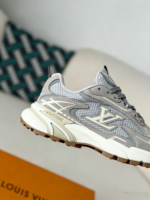 LOUIS VUITTON RUNNER TATIC SNEAKERS - Image 10