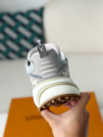 LOUIS VUITTON RUNNER TATIC SNEAKERS - Image 7