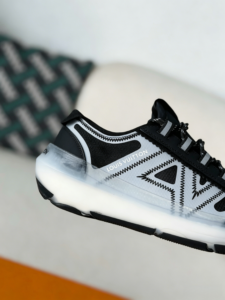Louis Vuitton Sprint Leather Casual Shoes - Image 11