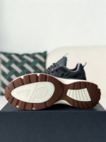 LOUIS VUITTON TILTED CANVAS LEATHER BOARD SHOES - Image 6