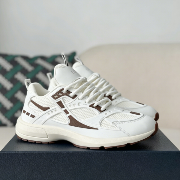 LOUIS VUITTON TILTED CANVAS LEATHER BOARD SHOES