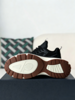 LOUIS VUITTON TILTED CANVAS LEATHER BOARD SHOES - Image 4