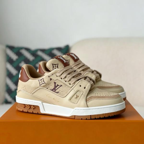 LOUIS VUITTON TRAINER SNEAKERS