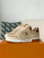 LOUIS VUITTON TRAINER SNEAKERS - Image 3
