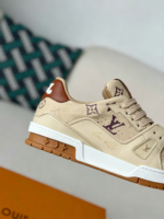 LOUIS VUITTON TRAINER SNEAKERS - Image 10