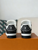LOUIS VUITTON TRAINER SNEAKERS - Image 3