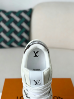 LOUIS VUITTON TRAINER SNEAKERS - Image 6