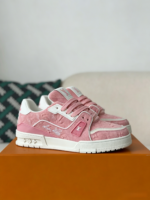 LOUIS VUITTON TRAINER SNEAKERS