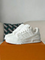 LOUIS VUITTON TRAINER SNEAKERS - Image 2