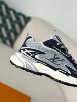 LOUIS VUITTON RUNNER TATIC SNEAKERS - Image 6