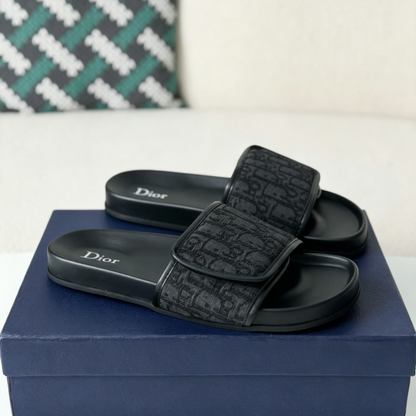 Dior Aqua Slippers