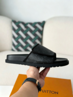 LOUIS VUITTON SLIPPERS - Image 6