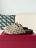 Gucci Toe-Covering Slippers - Image 2