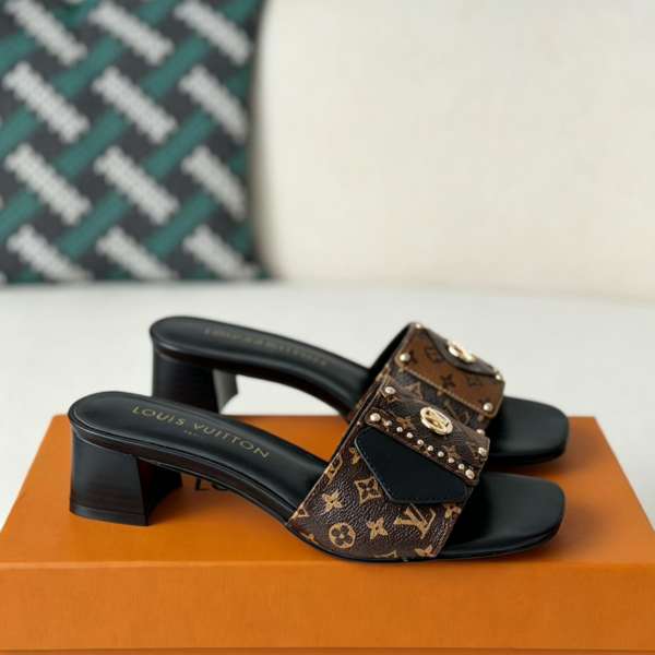 Louis Vuitton Frame Patent Canvas Printed Flip Flops