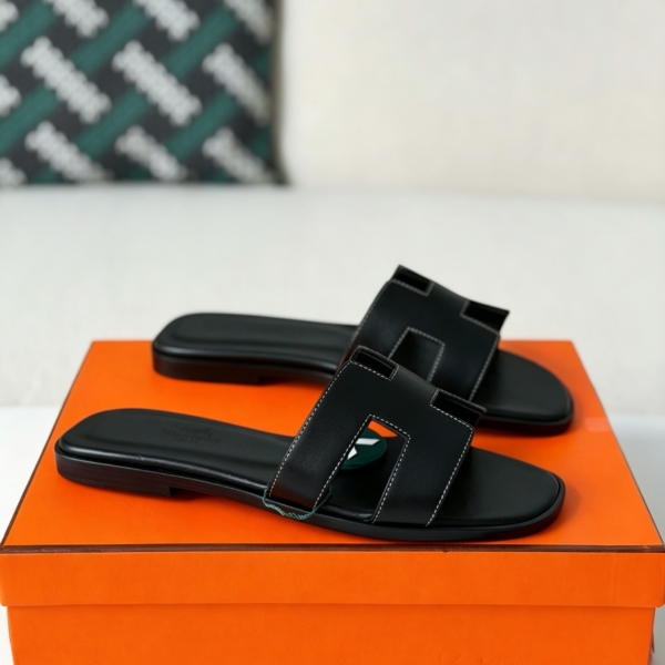 Hermes Oran Slipper