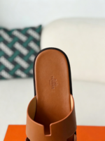 Hermes Lzmir Slipper - Image 8