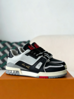 LOUIS VUITTON TRAINER SNEAKERS