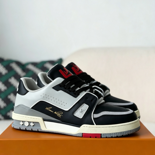 LOUIS VUITTON TRAINER SNEAKERS