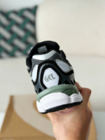 Asics GEL-NYC Casual Shoes - Image 9