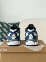 Asics GEL-NYC Casual Shoes - Image 4