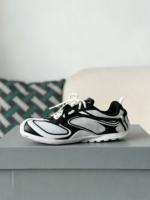 Balenciaga Radar Gradient Lines Sneaker - Image 4