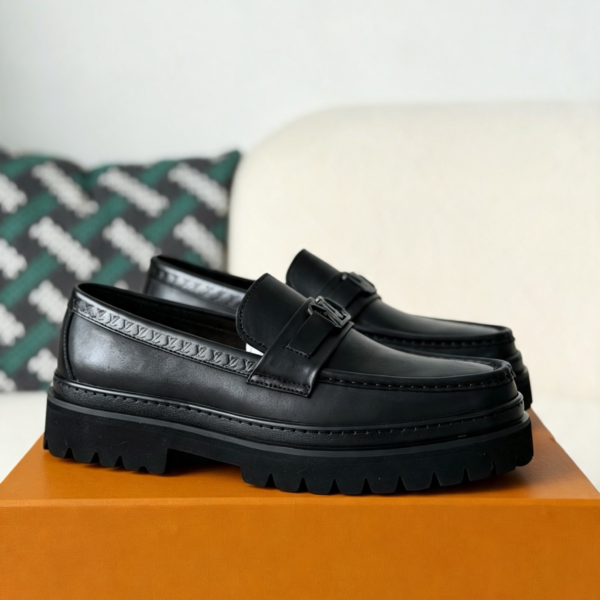 LOUIS VUITTON MAJOR LOAFERS