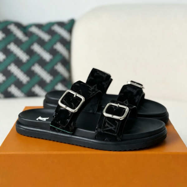LOUIS VUITTON VENICE SLIPPER