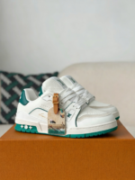 LOUIS VUITTON TRAINER FULL-GRAINLEATHER SNEAKERS