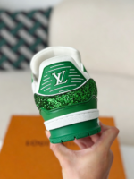 LOUIS VUITTON TRAINER SNEAKERS - Image 10