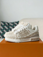 LOUIS VUITTON TRAINER SNEAKERS - Image 2