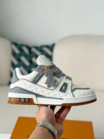 LOUIS VUITTON TRAINER SNEAKERS - Image 7