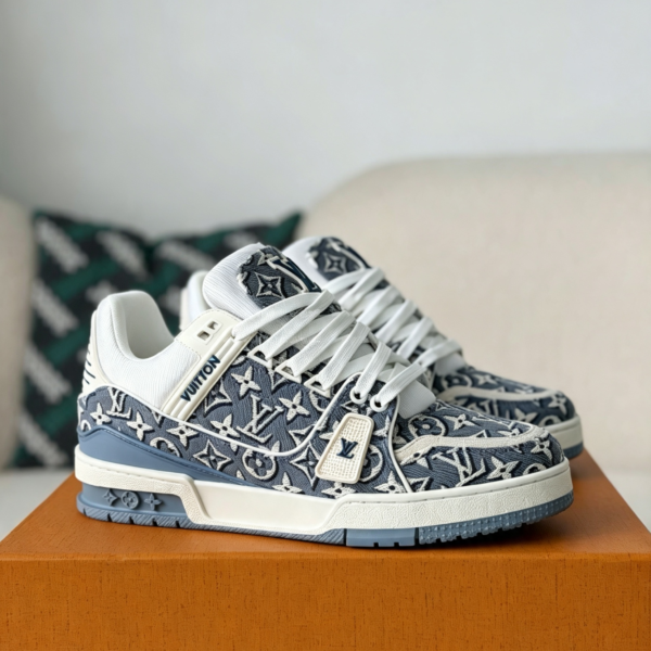 LOUIS VUITTON TRAINER SNEAKERS