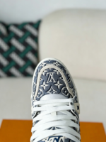 LOUIS VUITTON TRAINER SNEAKERS - Image 9