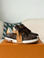 LOUIS VUITTON TRAINER SNEAKERS