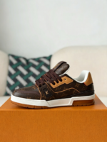 LOUIS VUITTON TRAINER SNEAKERS - Image 4