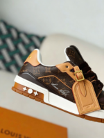 LOUIS VUITTON TRAINER SNEAKERS - Image 7