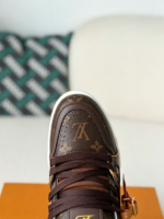 LOUIS VUITTON TRAINER SNEAKERS - Image 8