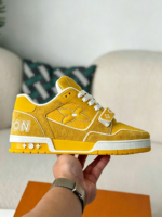 LOUIS VUITTON TRAINER VELCRO SNEAKERS - Image 4