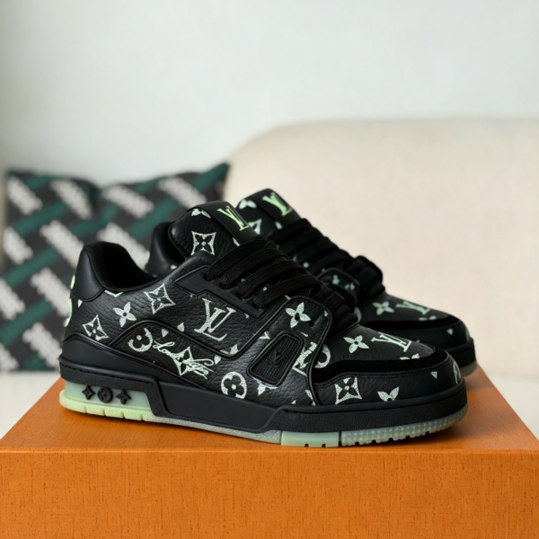 LOUIS VUITTON TRAINER LUMINOUS  SNEAKERS